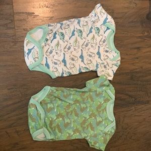Onesies baby 6-9 m